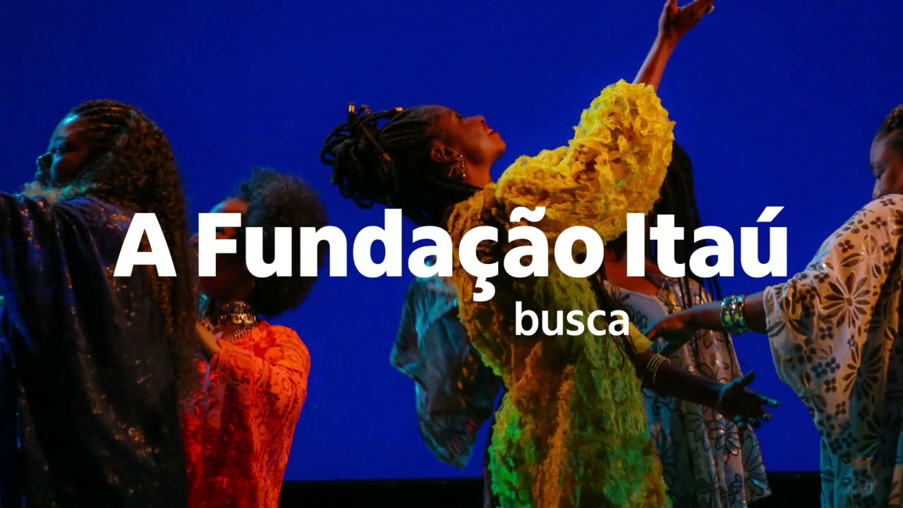 Performance cênica de Fernanda Silva na Fundação Itaú